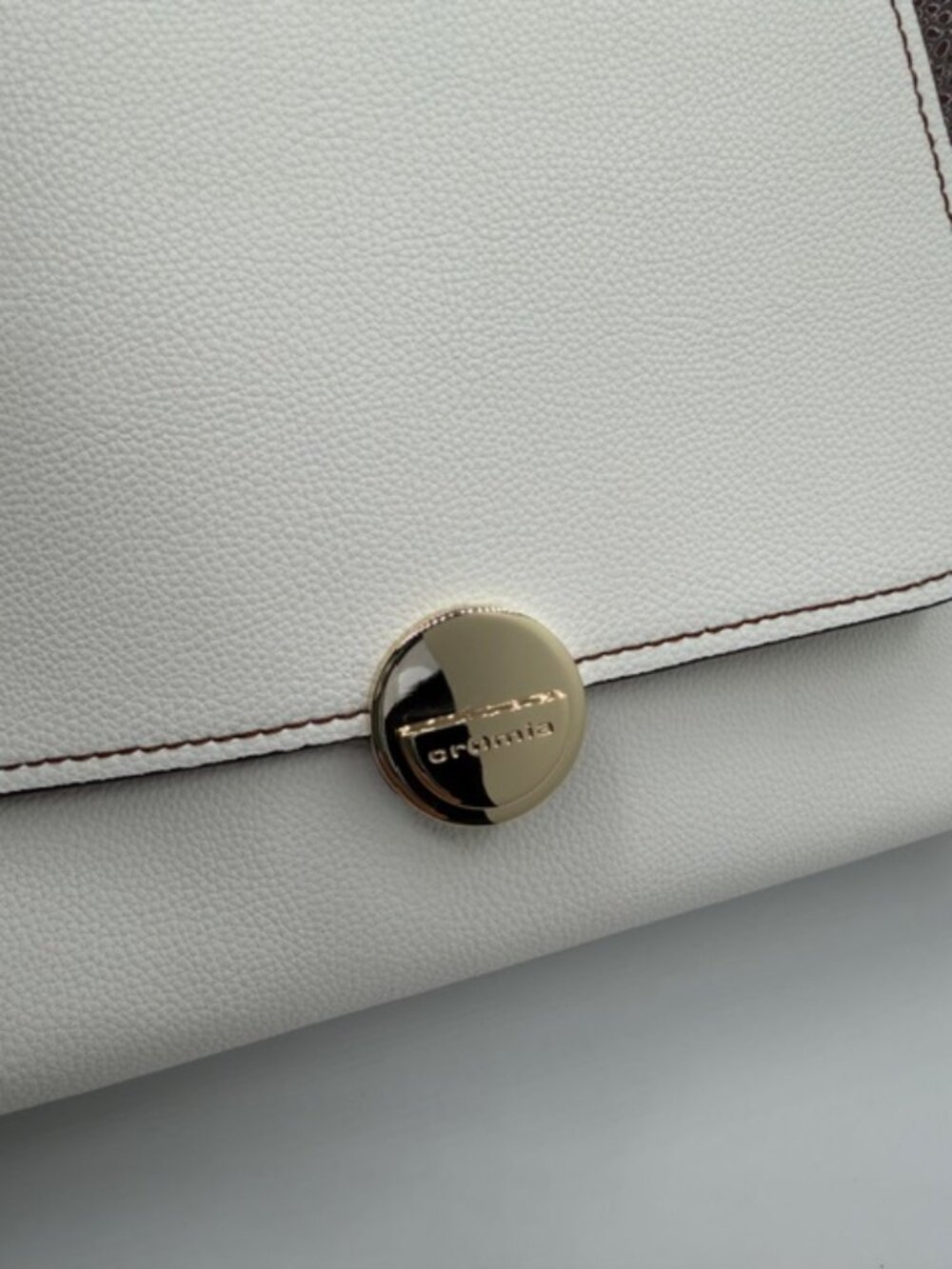 CROMIA LEATHER HANDBAG - Picture 9 of 14